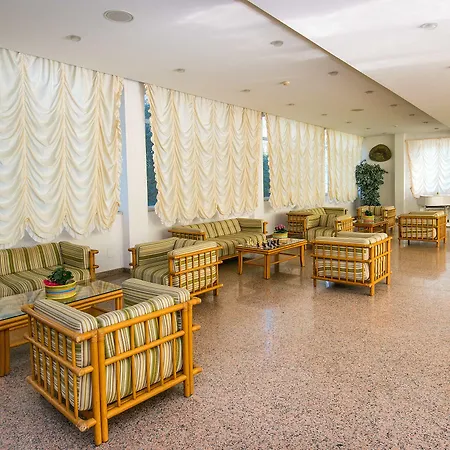 Ecoresort Le Sirene - Caroli Hotell 3*