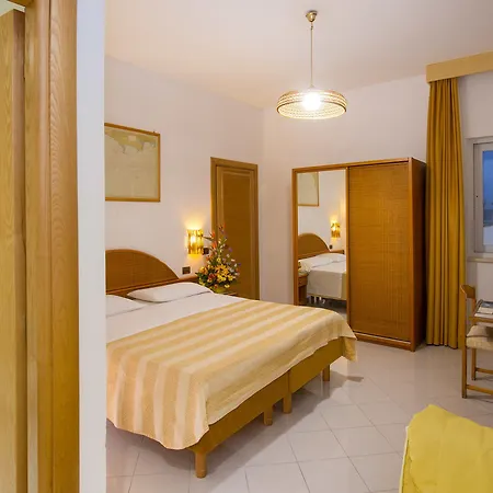 Ecoresort Le Sirene - Caroli 3*
