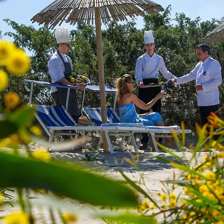 Ecoresort Le Sirene - Caroli 加利波利